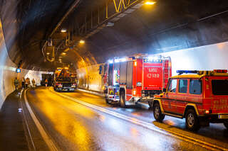 Unfall mit zwei LKW im Monalisa Tunnel AB1_6557_AB-Photo.jpg