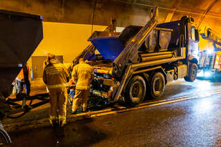 Unfall mit zwei LKW im Monalisa Tunnel AB1_6585_AB-Photo.jpg