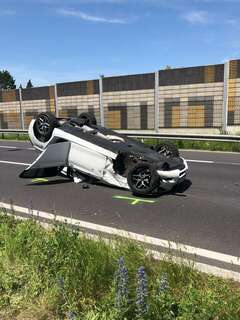 BMW überschlug sich bei Unfall auf der Wiener Straße IMG-20190609-WA0002.jpg