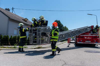 Brand einer Dachgeschosswohnung in Traun-Oedt foke_20190625_120015.jpg