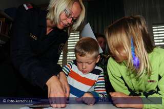 Ferienaktion: Kinder auf Besucht bei der Bezirkspolizeiinspektion Freistadt kinderpolizei-013.jpg