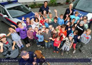 Ferienaktion: Kinder auf Besucht bei der Bezirkspolizeiinspektion Freistadt kinderpolizei-023.jpg