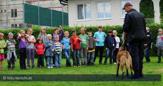Ferienaktion: Kinder auf Besucht bei der Bezirkspolizeiinspektion Freistadt kinderpolizei-027.jpg