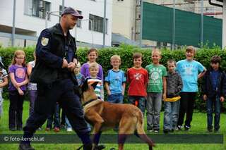 Ferienaktion: Kinder auf Besucht bei der Bezirkspolizeiinspektion Freistadt kinderpolizei-031.jpg