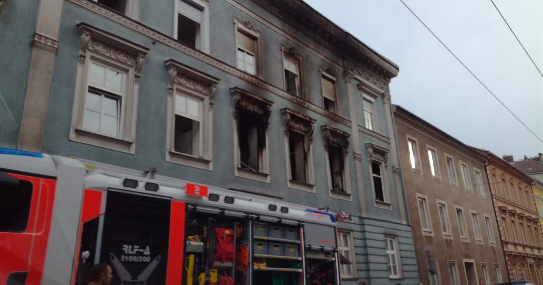 Fünf Personen aus brennender Wohnung in Linz-Urfahr gerettet