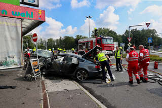 Schwerer Verkehrsunfall in Steyr foke_2019080409382314_007.jpg
