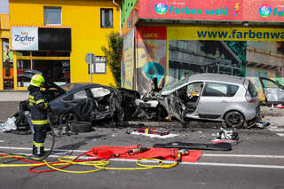 Schwerer Verkehrsunfall in Steyr foke_2019080409422327_009.jpg