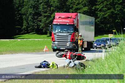 Fünf Verletzte bei Motorradunfall im Mühlviertel motorradunfall-005.jpg