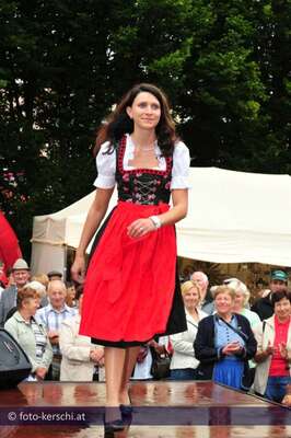 Trachtenumzug sorgt für Besucherrekord muehlviertler-volksfest-tag-zwei-076.jpg