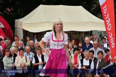 Trachtenumzug sorgt für Besucherrekord muehlviertler-volksfest-tag-zwei-102.jpg