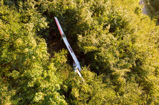 Pilot nach Segelflug-Absturz ins Spital geflogen FOKE_2019091518470612_017.jpg