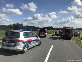 Verkehrsunfall eingeklemmte Person in Bad Zell VUeP_Brawinkl_19092019_02_d8f10803771d6c71819c27274041419f.jpg