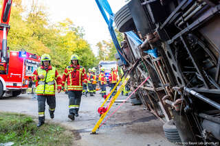 Schwerer Verkehrsunfall mit Bus und zwei PKW AB-Photo-46_klein.jpg