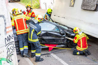 Schwerer Verkehrsunfall mit Bus und zwei PKW AB-Photo-48_klein.jpg