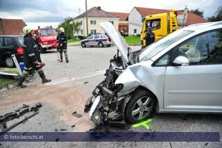 Zwei Verletzte bei Unfall auf der Rieder Bundesstraße unfall-rieder-bundesstrae-020.jpg