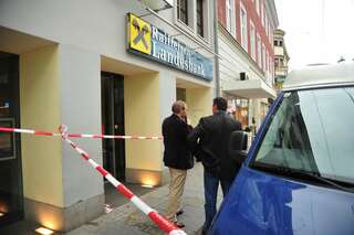 Raubüberfall auf die Raika  in Linz Landstraße raubueberfall_017.jpg