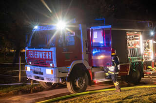 Großbrand eines landwirtschaftlichen Gebäudes in Steinerkirchen FOKE_2019103103100361_060.jpg