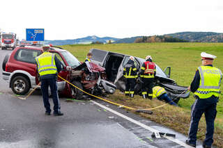 Acht Verletzte bei Verkehrsunfall in Rainbach FOKE_2019110410471450_072.jpg