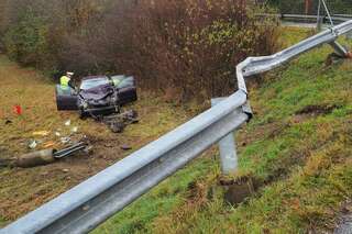 Schwerer Verkehrsunfall in Bad Leonfelden 464138312_237438.jpg