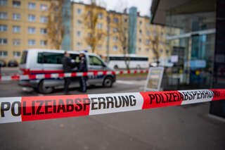 Bank in Linz-Urfahr überfallen: Alarmpaket explodierte FOKE_2019120511414670_119.jpg