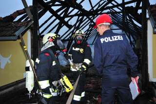 170 Feuerwehrmänner bei Großbrand im Einsatz brand_tragwein_087.jpg