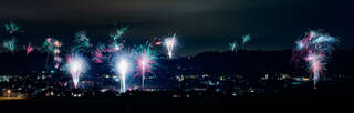Jahreswechsel mit imposanten Feuerwerken begrüßt FOKE_2020010101036052_044.jpg