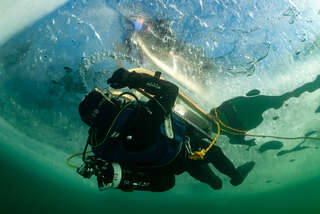 Auszeichnung für Unterwasserfoto "Schlittenfahrt unter Eis" Einreichung.jpg