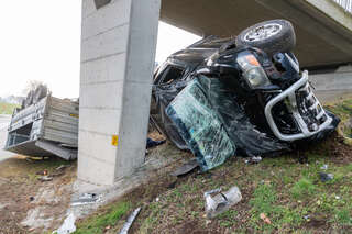 Schwerer Verkehrsunfall mit Geländewagen auf der B139 FOKE_2020011715586966_009.jpg