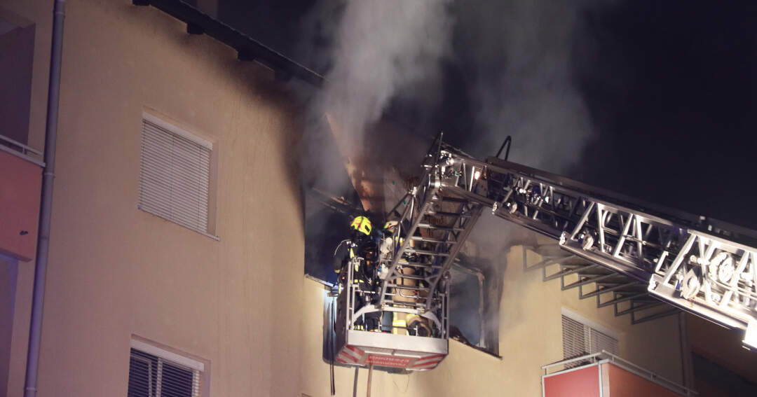 Schwerverletzter bei Wohnungsbrand in Eferding