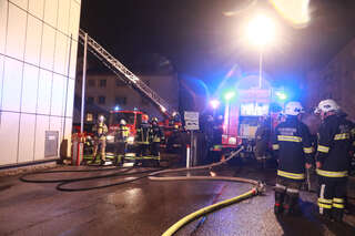 Schwerverletzter bei Wohnungsbrand in Eferding FOKE_202001180641010_008.jpg