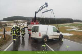 Verkehrsunfall in Bad Leonfelden vu-030320-0015.jpg