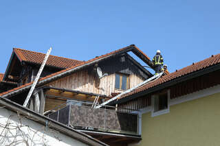 Brand im Dachbereich eines Wohnhauses JODTS_20200327_7.jpg