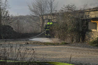 Brand einer Lagerhalle in St. Florian am Inn JODTS_20200404_10.jpg