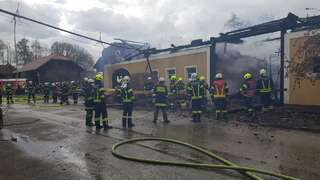 Bauernhof in Offenhausen brennt: Schweine gerettet photo_2020-04-14_17-00-02.jpg