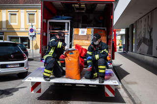 Ölspur beschäftigt die Feuerwehr Schwertberg FFSCHWERTBERG_FOBRA_20200415_11.jpg