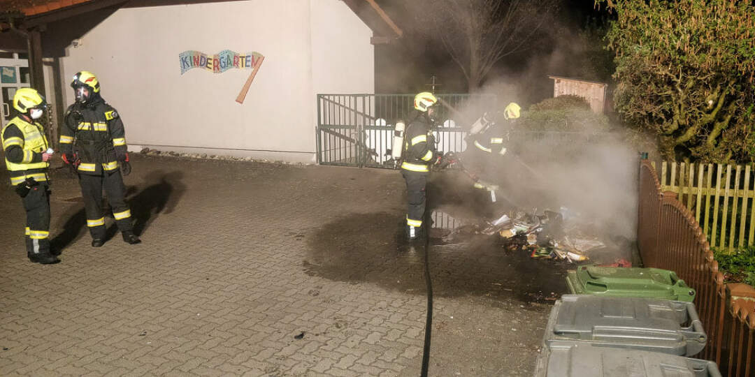 Titelbild: Brandstiftung in Feldkirchen/Donau