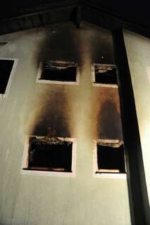 Drei Tote bei Wohnhausbrand in Traun wohnhausbrand-04.jpg