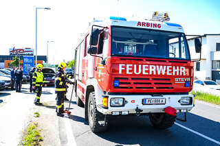 Fahrzeugbrand von Kfz-Händler gelöscht Foke-20200507-21.jpg