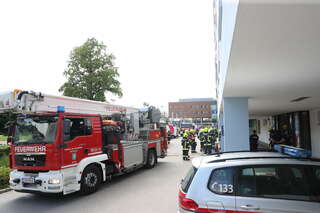 Feuerwehreinsatz im Phyrn Eisenwurzenklinikum AY4I0186.jpg