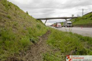 Verkehrsunfall A8 Innkreisautobahn _2020-05-25VerkehrsunfallA8__04.jpg