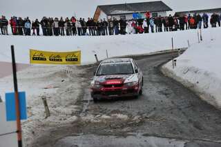 Jänner-Rallye 2011: Sensationeller Umsturz im Klassement jaenner-rallye-tag-1-18.jpg