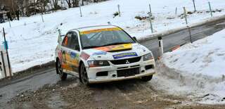 Jänner-Rallye 2011: Sensationeller Umsturz im Klassement jaenner-rallye-tag-1-37.jpg