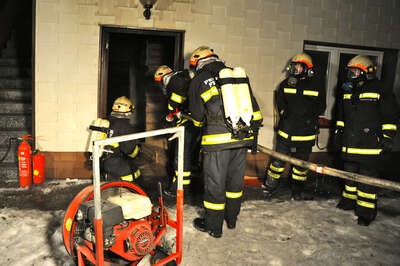 Wohnhausbrand: Kommandant rettet Mutter von zwei Kinder über Leiter brand-freistadt-12.jpg