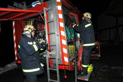 Wohnhausbrand: Kommandant rettet Mutter von zwei Kinder über Leiter brand-freistadt-21.jpg