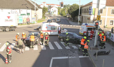 Kreuzungs-Crash in Ennsdorf fordert zwei Verletzte DRA_5738-Bearbeitet.jpg