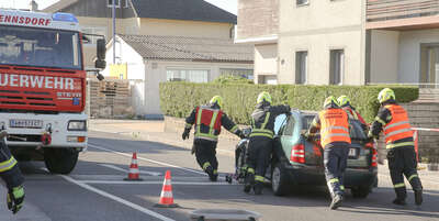 Kreuzungs-Crash in Ennsdorf fordert zwei Verletzte DRA_5750.jpg