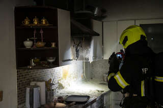Küchenbrand von Bewohner gelöscht SB_20200612_13.jpg