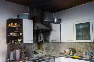 Küchenbrand von Bewohner gelöscht SB_20200612_23.jpg