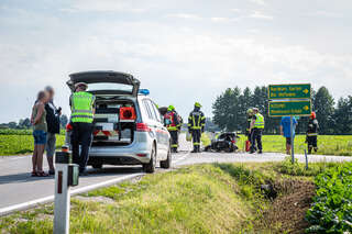 Motorradlenker nach Kreuzungscrash in Krankenhaus geflogen BAYER_AB2_2962-Bearbeitet.jpg
