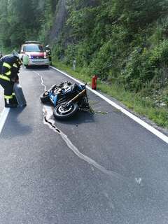 Schwerer Unfall mit Motorrad E200602538_04.jpeg